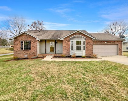 1901 Roscoe Dr, Clarksville