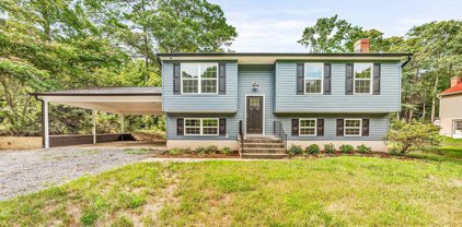 2027 Yew Ct, Saint Leonard