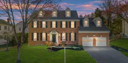 8006 Comerford Dr, Fairfax Station