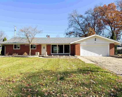 1612 N Bay Drive, Elkhart