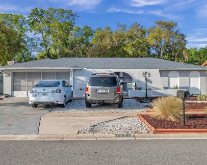 5723 Ivy Lane, Holiday