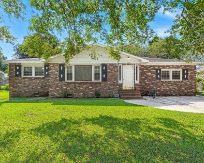 402 Hastie Drive, Goose Creek