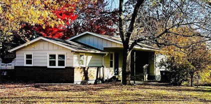 2427 N River Boulevard, Sugar Creek