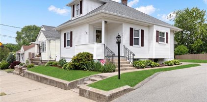 76 Harmon  Avenue, Cranston
