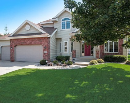 627 N Meadowbrook Lane, Waunakee