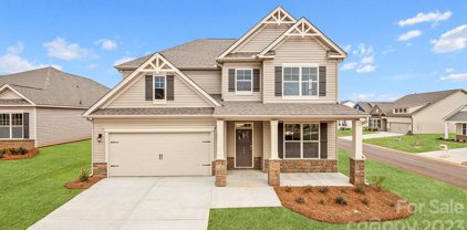 216 Fox Cove  Road, Hendersonville