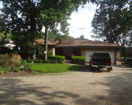 39W951 Freeman Road, Gilberts
