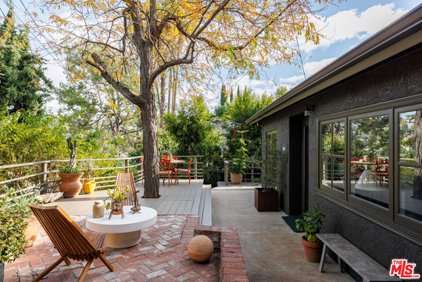 1330  Columbia Dr, Glendale