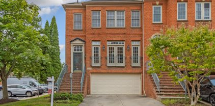 10418 Dalebrooke Ln, Potomac