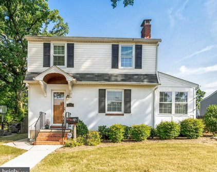 550 Forest View Rd, Linthicum Heights