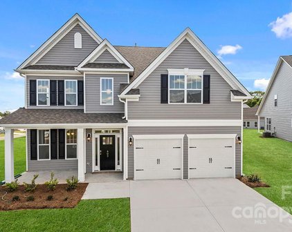 320 Fox Cove  Road, Hendersonville