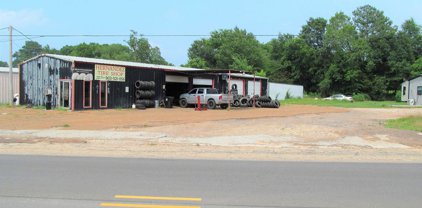 610 W Broadway, Winnsboro