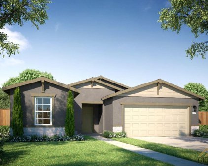 4721 Hayvenhurst Unit 25, Bakersfield