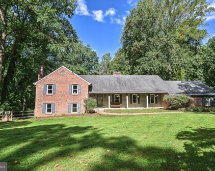 11906 Wolf Run Ln, Clifton