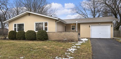 1 S Cypress Lane, North Aurora