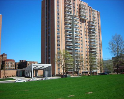 121 W 48th Street Unit #406, Kansas City