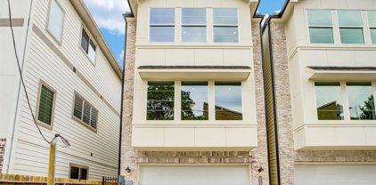5210 Schuler Street, Houston