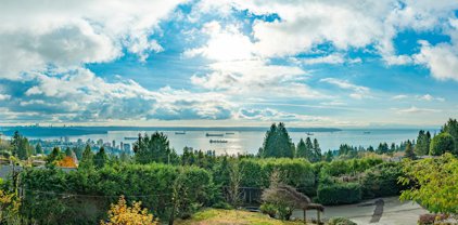 2030 Russet Way, West Vancouver