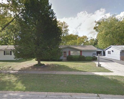 375 Oakwood Road, Wauconda