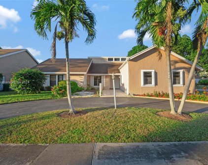 7315 Nw 48th St, Lauderhill