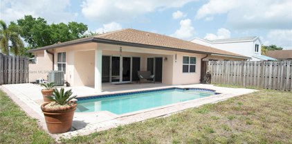 5874 Sw 97th Ter, Cooper City