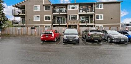 939 N 101st Street Unit #302, Seattle