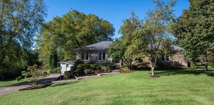 7414 Old Coach Rd, Crestwood