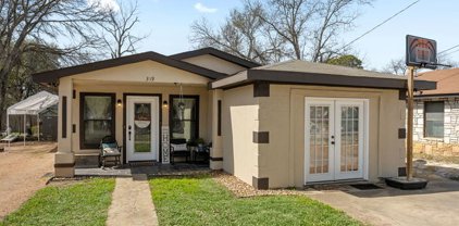 319 Pearl St, Kerrville