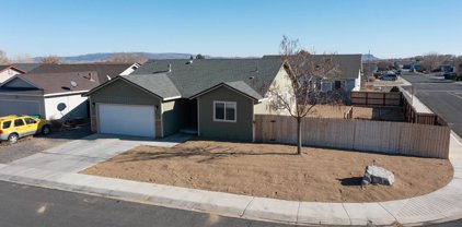 132 Campfire Circle, Fernley