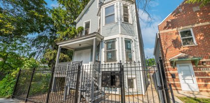 1741 N Kedvale Avenue, Chicago