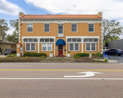 7024 Central Avenue, St Petersburg