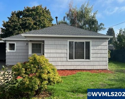 1528 30th Av, Salem