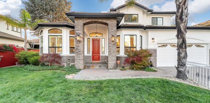 10185 Empire Avenue, Cupertino