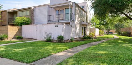 62 Chervil Common, Lake Jackson