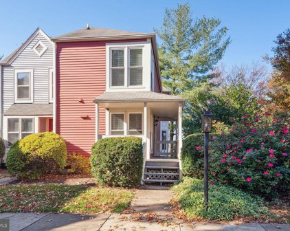 1787 Whisperhill Dr, Reston