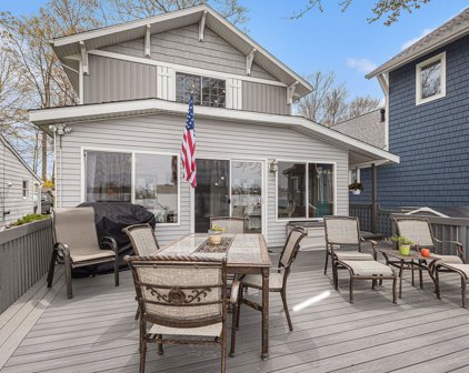 8982 Lenhards Landing, Clarksville