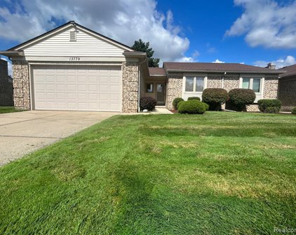 13779 MAPLE GROVE, Shelby Twp
