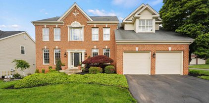 4309 Hollowstone Ct, Chantilly