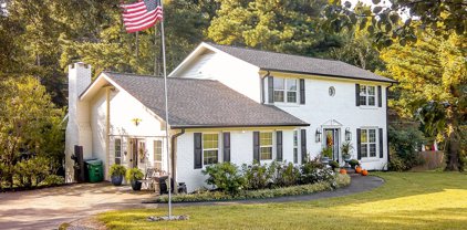 4864 Five Forks Trickum Road SW, Lilburn