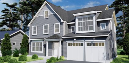 67 Beverly Rd, Natick