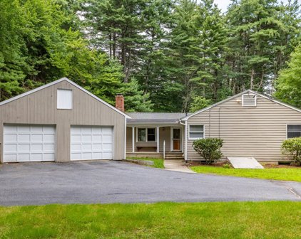 110 Middle Rd, Boxborough