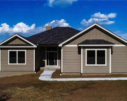 823 NW 1911 Road, Lone Jack