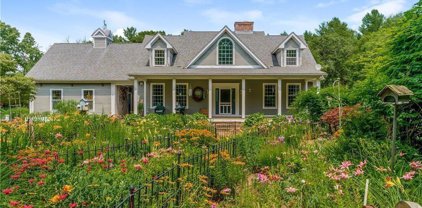 14 Gordon Way, Hopkinton