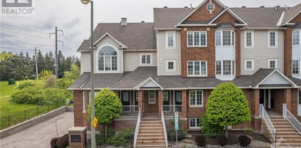 108 CENTREPOINTE DRIVE UNIT#I, Nepean