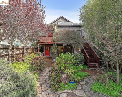 2122 Sacramento St, Berkeley
