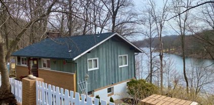48 W Shore Dr, Vernon Twp.