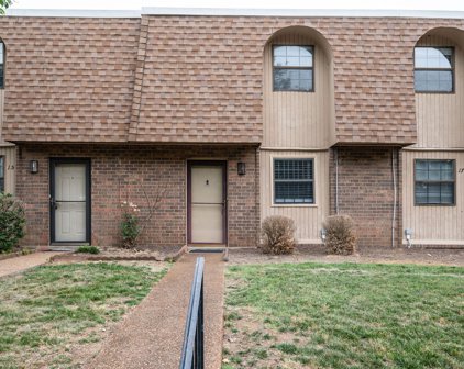 420 Walton Ln Unit #D16, Madison