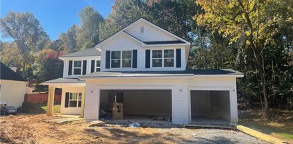 5827 Bayside Court, Buford