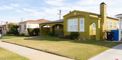 2056 W 94th St, Los Angeles