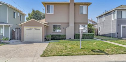 112 Knoll CIR, South San Francisco
